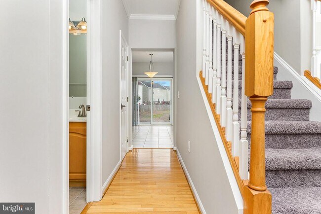 Building Photo - 46 Glacier Way