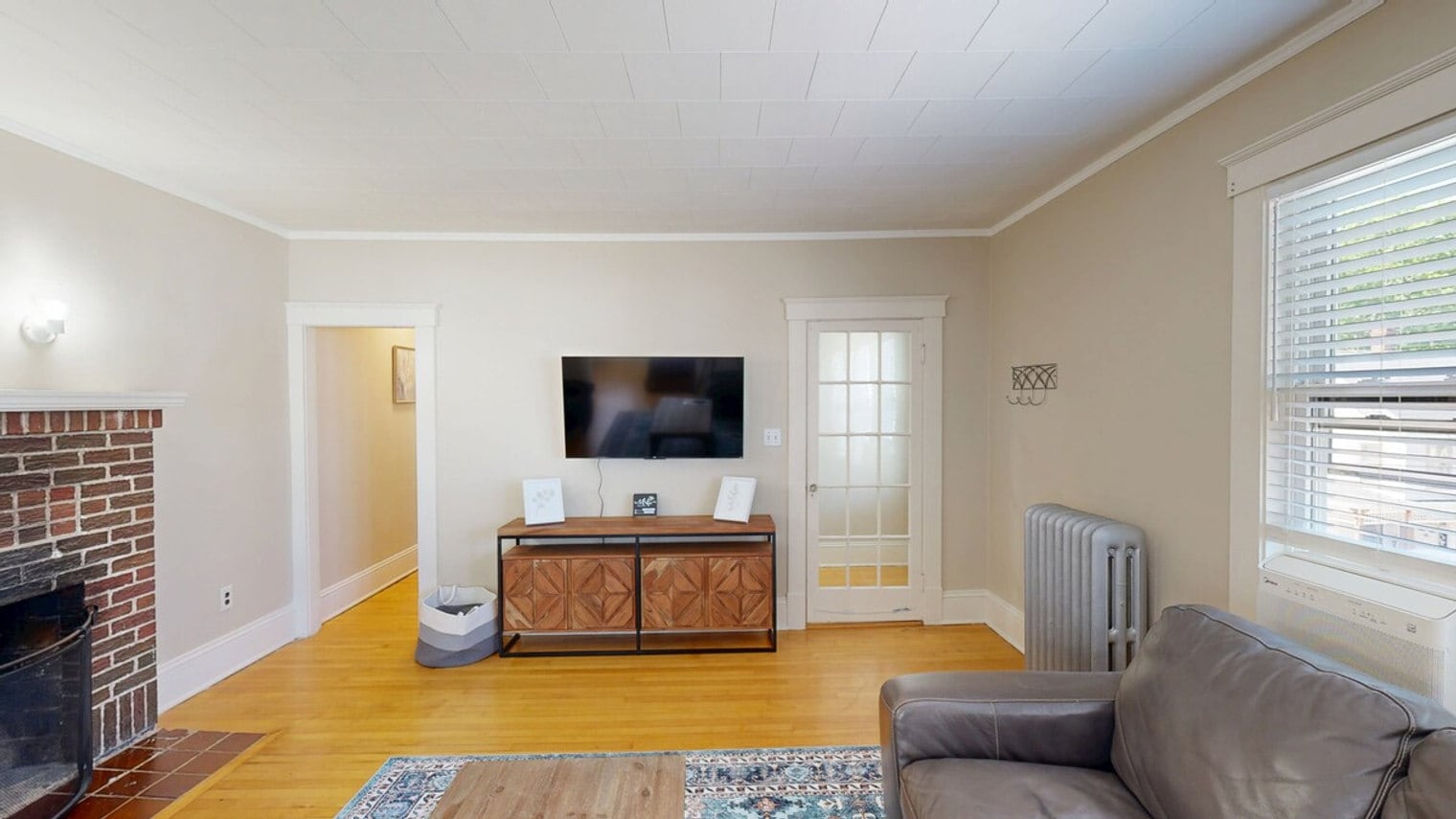 Building Photo - 128 1/2 Elm Street-SI ID1380181P