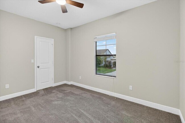 Building Photo - 1389 Heritage Landings Dr