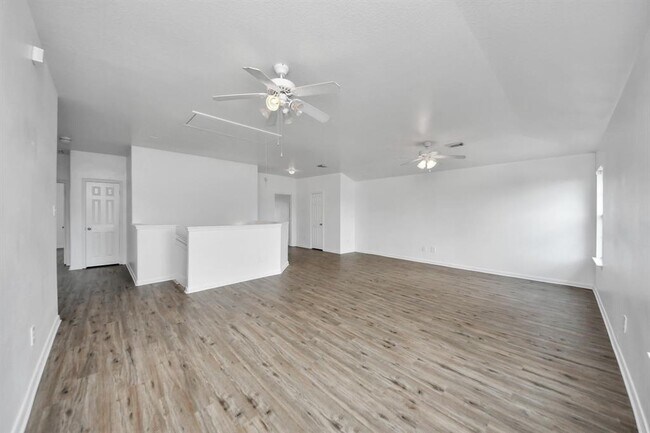 Building Photo - 9638 Brenthaven Springs Ln