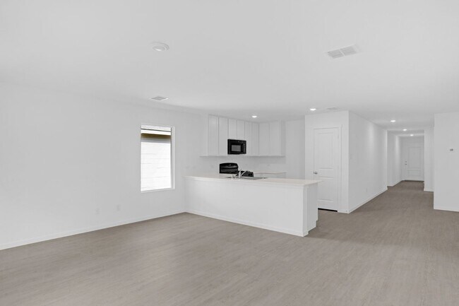 Building Photo - 1025 MacNab Dr
