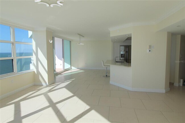 Building Photo - 988 Blvd of the Arts