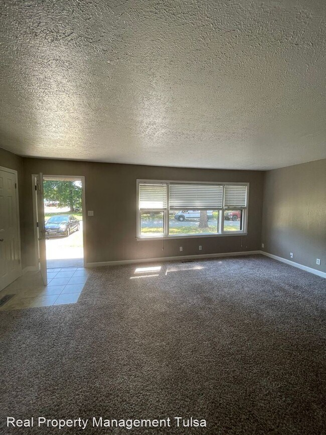 Building Photo - 3 br, 1 bath House - 5004 S Quincy Ave