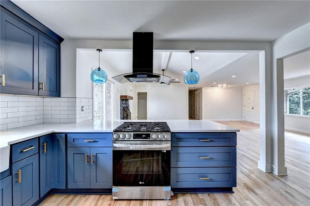 Building Photo - 6085 Glenridge Dr