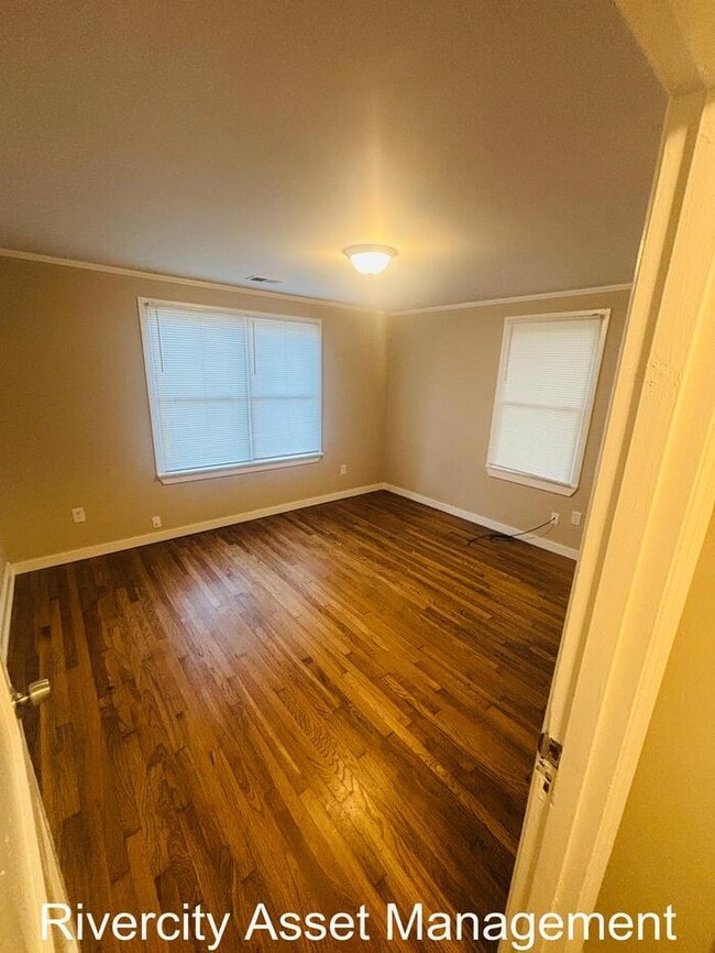 Building Photo - A Must See Gem Located In Frayser!!!! Sect...