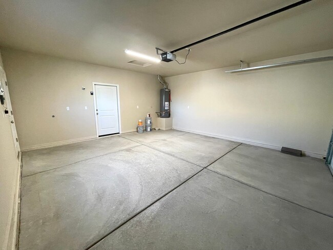 Building Photo - New 2023 Construction 4 Bedroom Home off A...