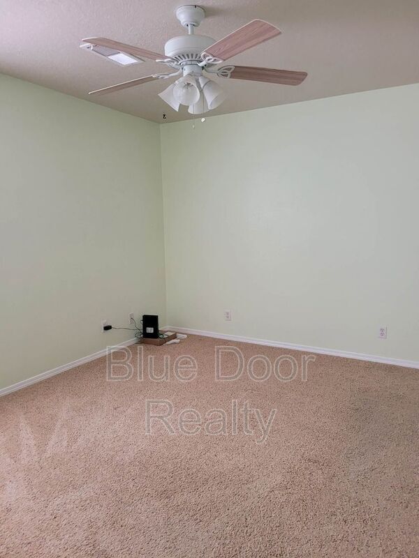 Building Photo - 3441 Martin Meadows Dr NE