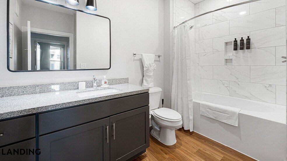 Building Photo - 701 Rahling Rd