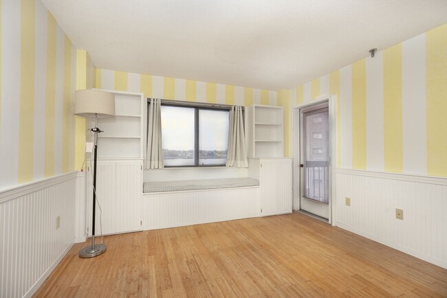 Building Photo - 90 Quincy Shore Dr