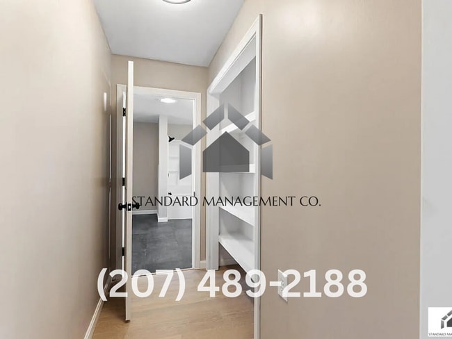 Building Photo - Spacious 4-Bedroom Home with Garage & Modern Heating  for Rent in Waterville