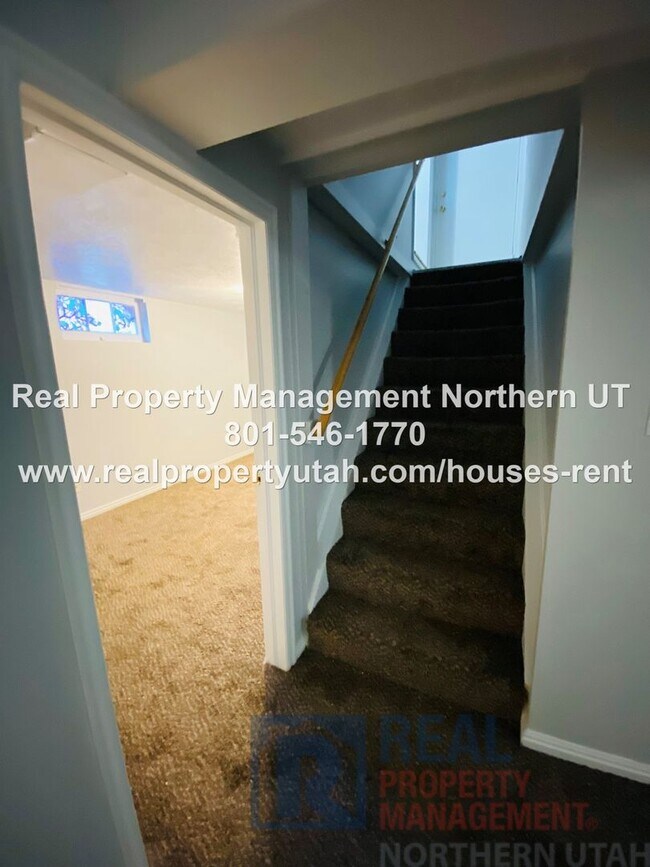 Building Photo - 3 Bedroom 1.5 Bath Ogden Home available now