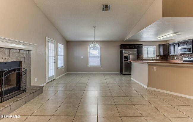 Building Photo - 3132 Tierra Bowles Dr