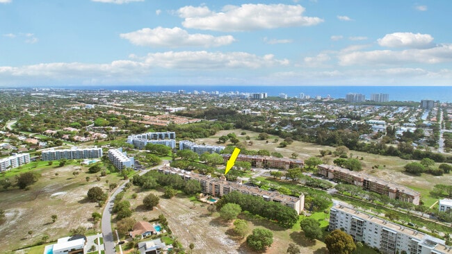 Building Photo - 6161 NW 2nd Ave