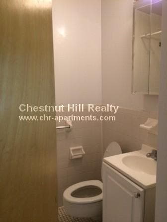 Building Photo - 1223 Beacon St