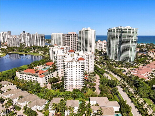 Building Photo - 20000 E Country Club Dr