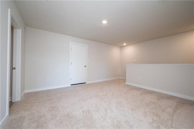Building Photo - 104 delmonica Dr