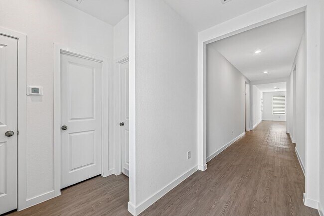 Building Photo - 16307 Chestnut Hvn Ln