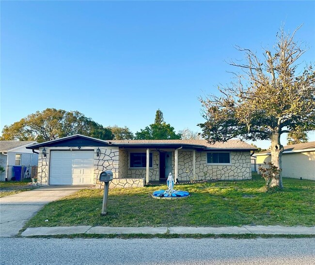 Primary Photo - 3453 Garfield Dr