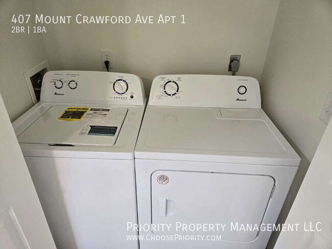 Building Photo - 407 Mt Crawford Ave