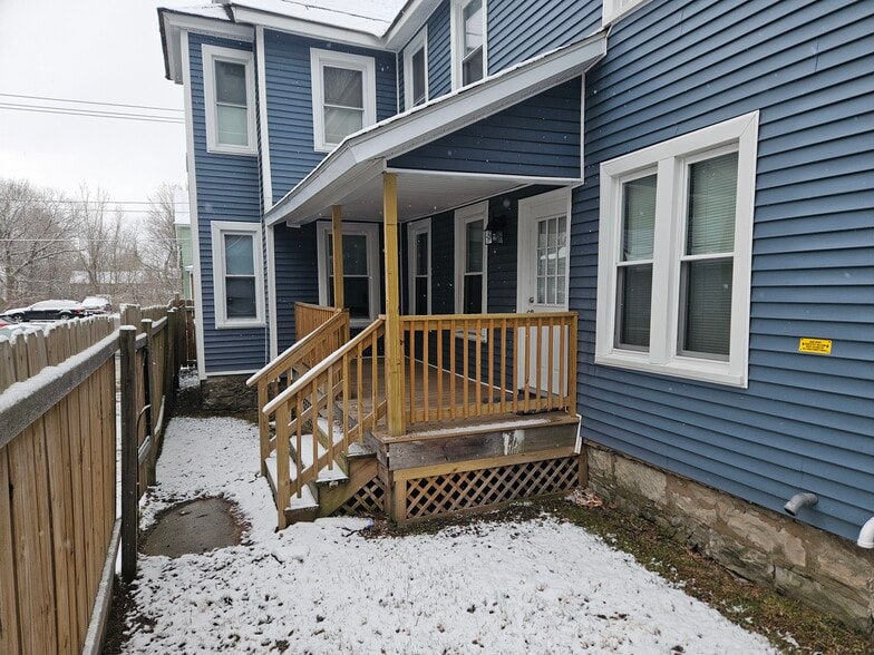 Building Photo - 53 Orchard St