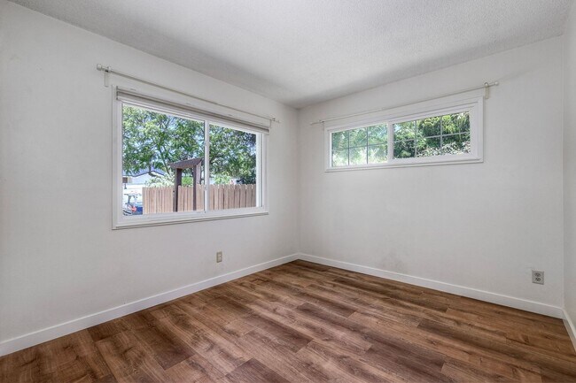 Building Photo - San Diego- Near Del Cerro - Refreshed 4 bed / 2 bath Home w/Solar ,A/C, Large Yard, Garage, and M...
