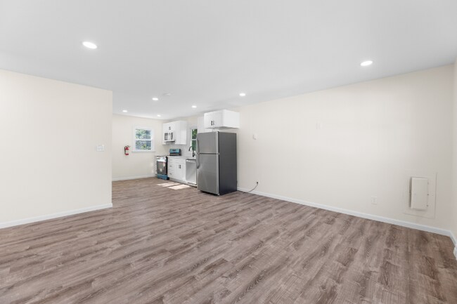 Building Photo - 9 Beacon Terrace