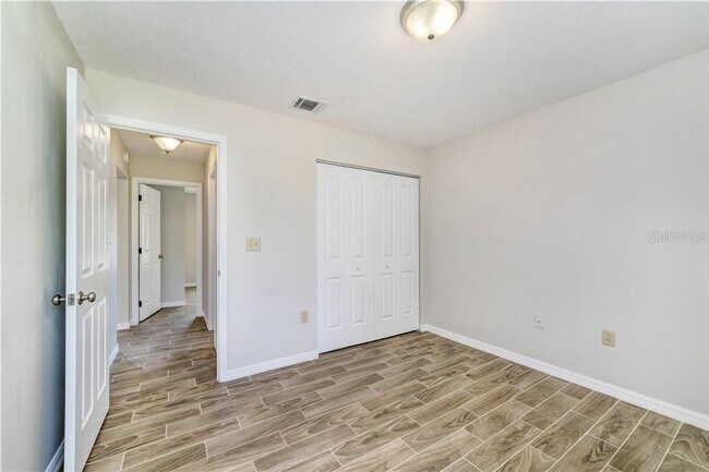 Building Photo - 612 Estrada Ln