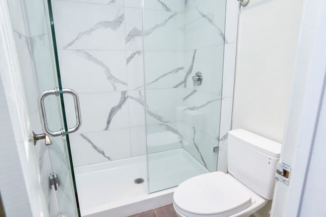 Building Photo - ? Updated 3BR/2BA Foster City Condo – Half...