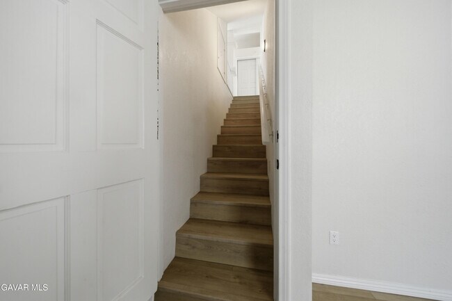 Building Photo - 2059 Shasta St