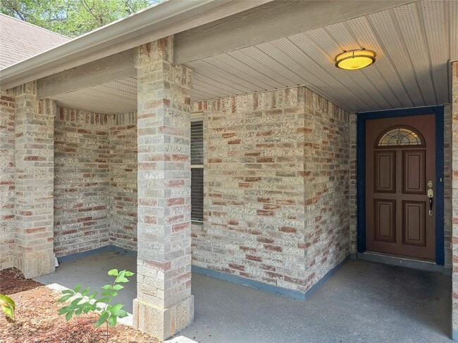 Building Photo - 1318 Chalk Ln