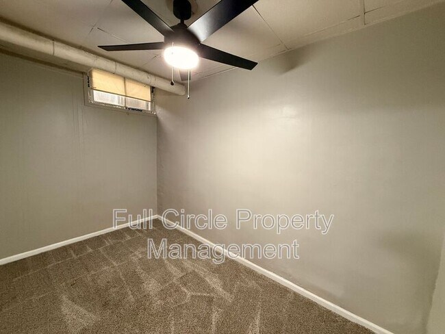 Building Photo - Chester Manor