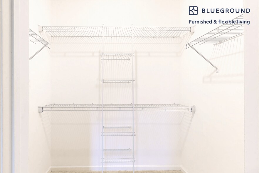 Building Photo - 80 North Centre Ave-SI FL3-ID3629A