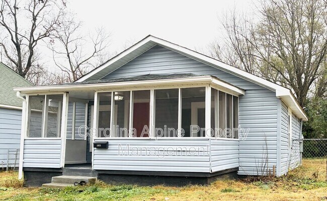 Building Photo - 1021 Dodd St