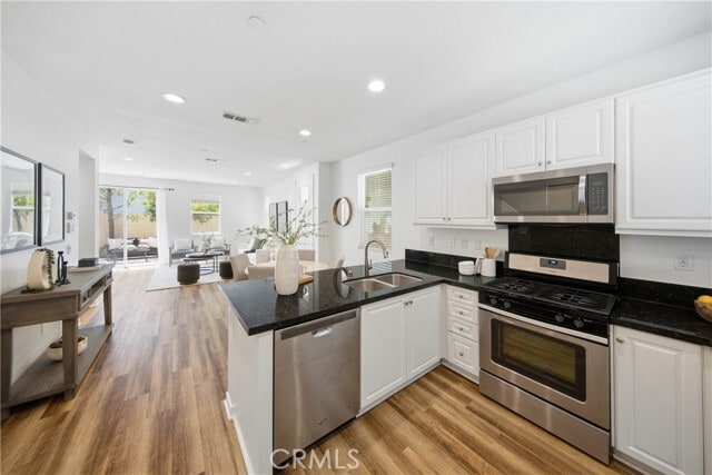 Building Photo - 385 N Avelina Way