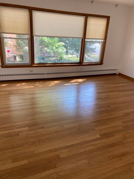 Building Photo - 7900 W Belmont Ave