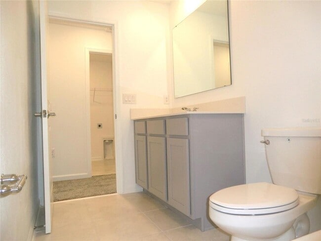 Building Photo - 2731 Runners Cir