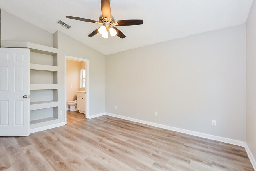 Building Photo - 4009 Bolinas Ct