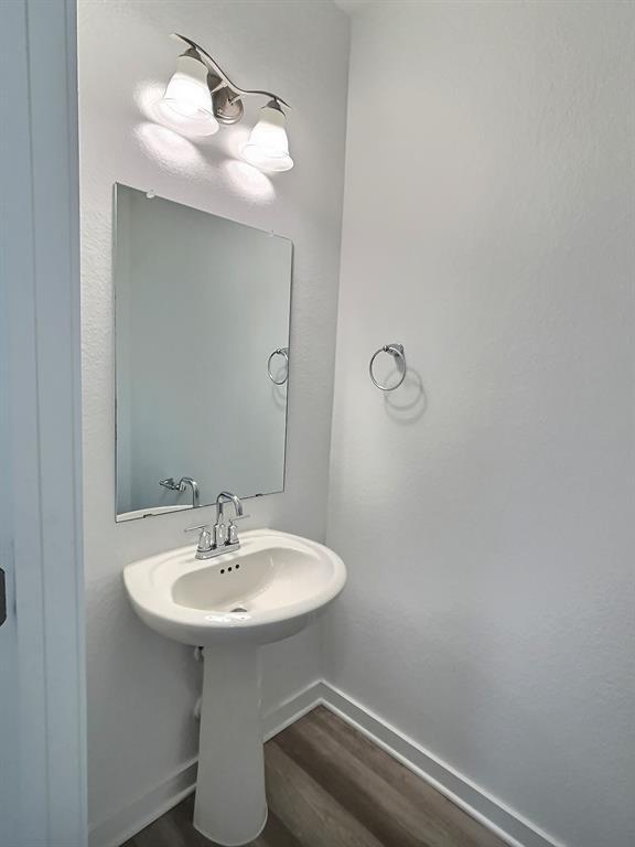 Building Photo - 1100 Terrace View Dr