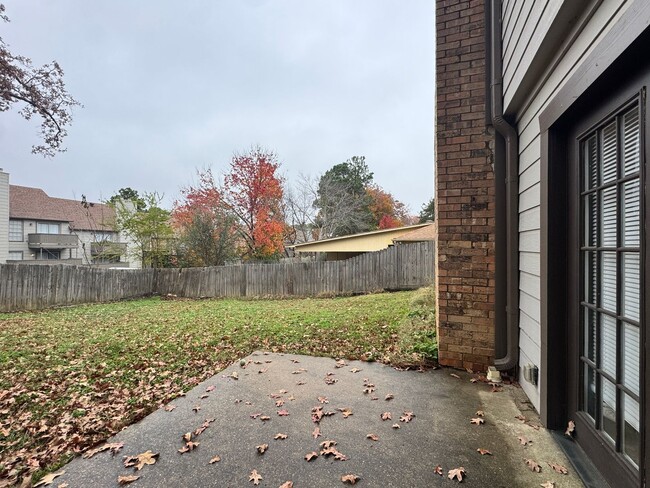 Building Photo - 4217 Aberdeen Dr