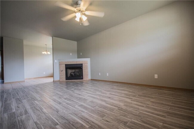 Building Photo - 2755 Carondolet St