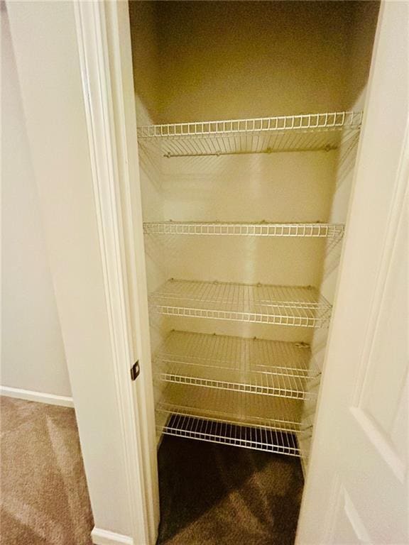 Building Photo - 306 Knelston Oak Dr NE