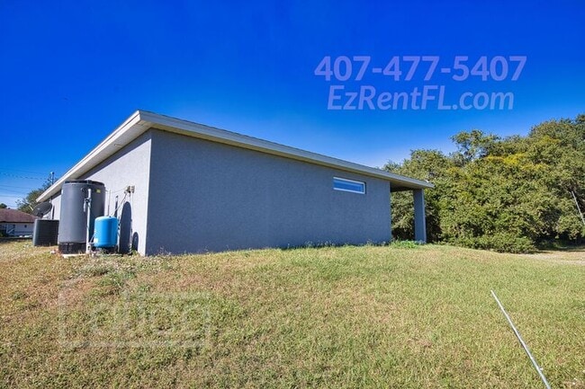 Building Photo - 121 Parish Dr