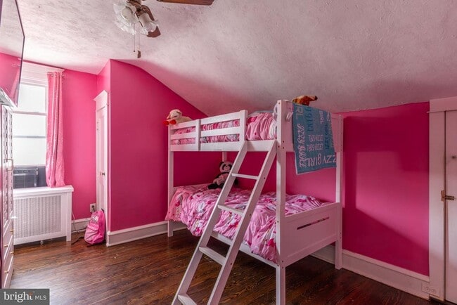 Building Photo - 511 Garfield Ave