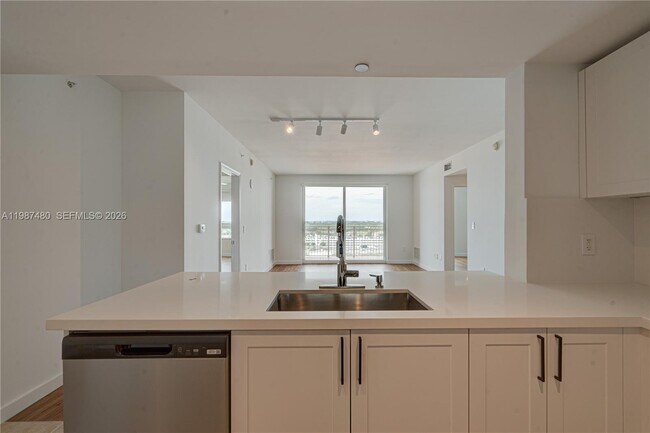 Building Photo - 7350 SW 89th St