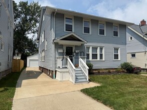 Building Photo - 1308 Warren Rd
