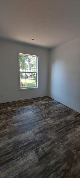 Building Photo - 46 Joymar Dr