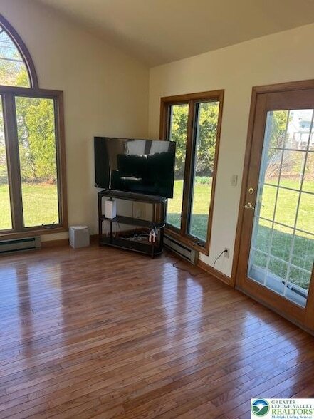 Building Photo - 2621 Colorado St