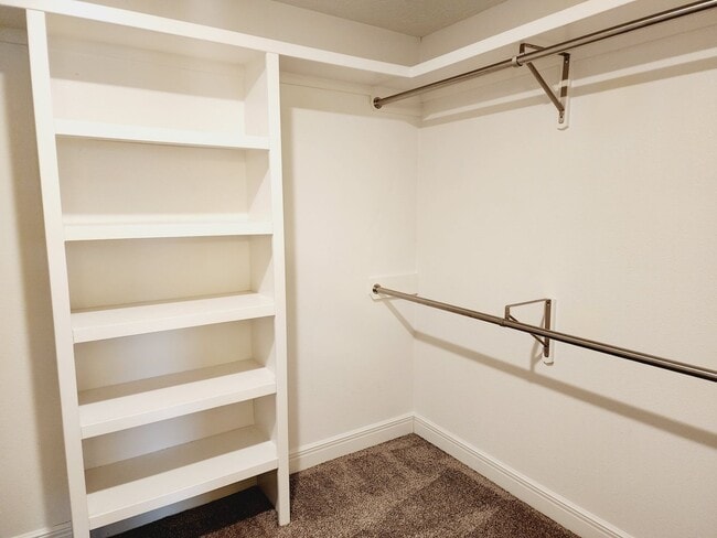 Building Photo - Pre-Leasing for May - Wild Horse Luxury,  Newer,  4 Bed Room, 3 Car Garage