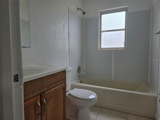 Building Photo - 13 Bahia Way