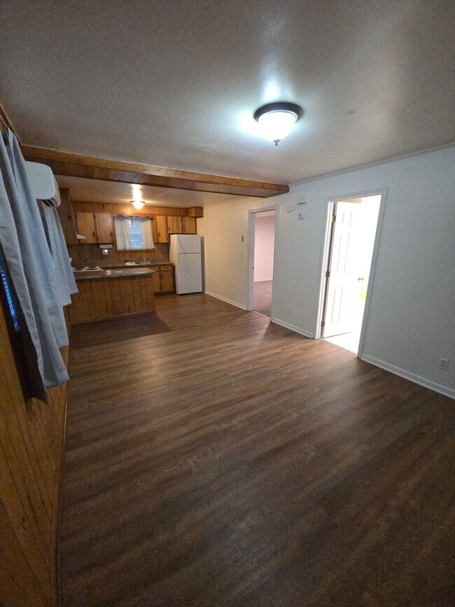 Building Photo - 1 bedroom 1 Bath